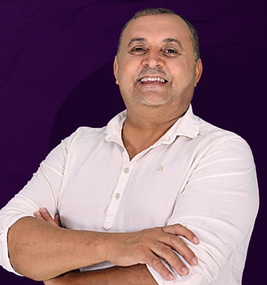 Professor Max deixa o PSOL e se aproxima do União Brasil em novo reposicionamento político